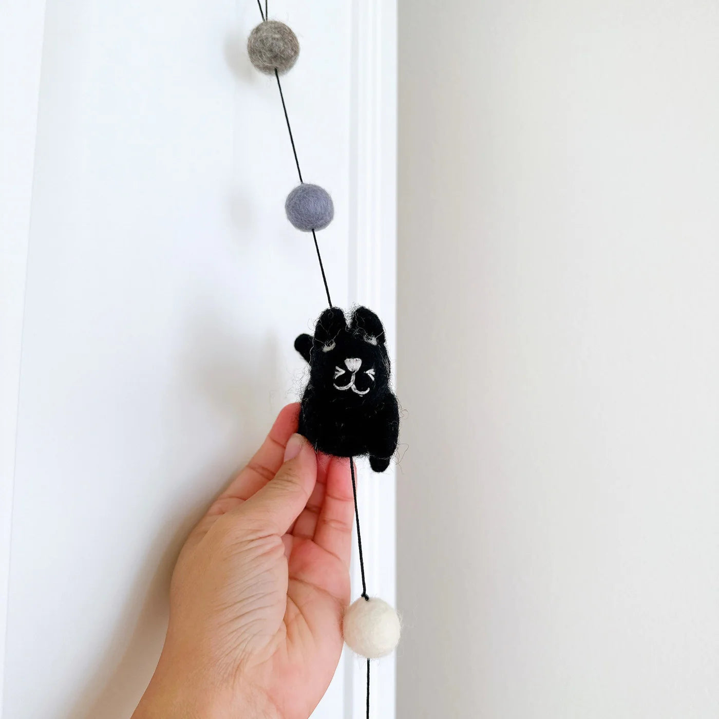 Handmade in Nepal - Wool Cat Garland
