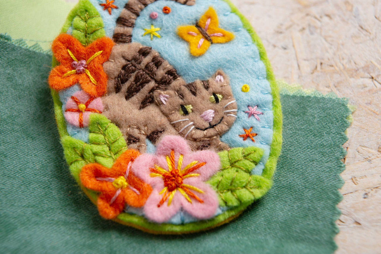 Tabby Cat Brooch Felt Craft Kit
