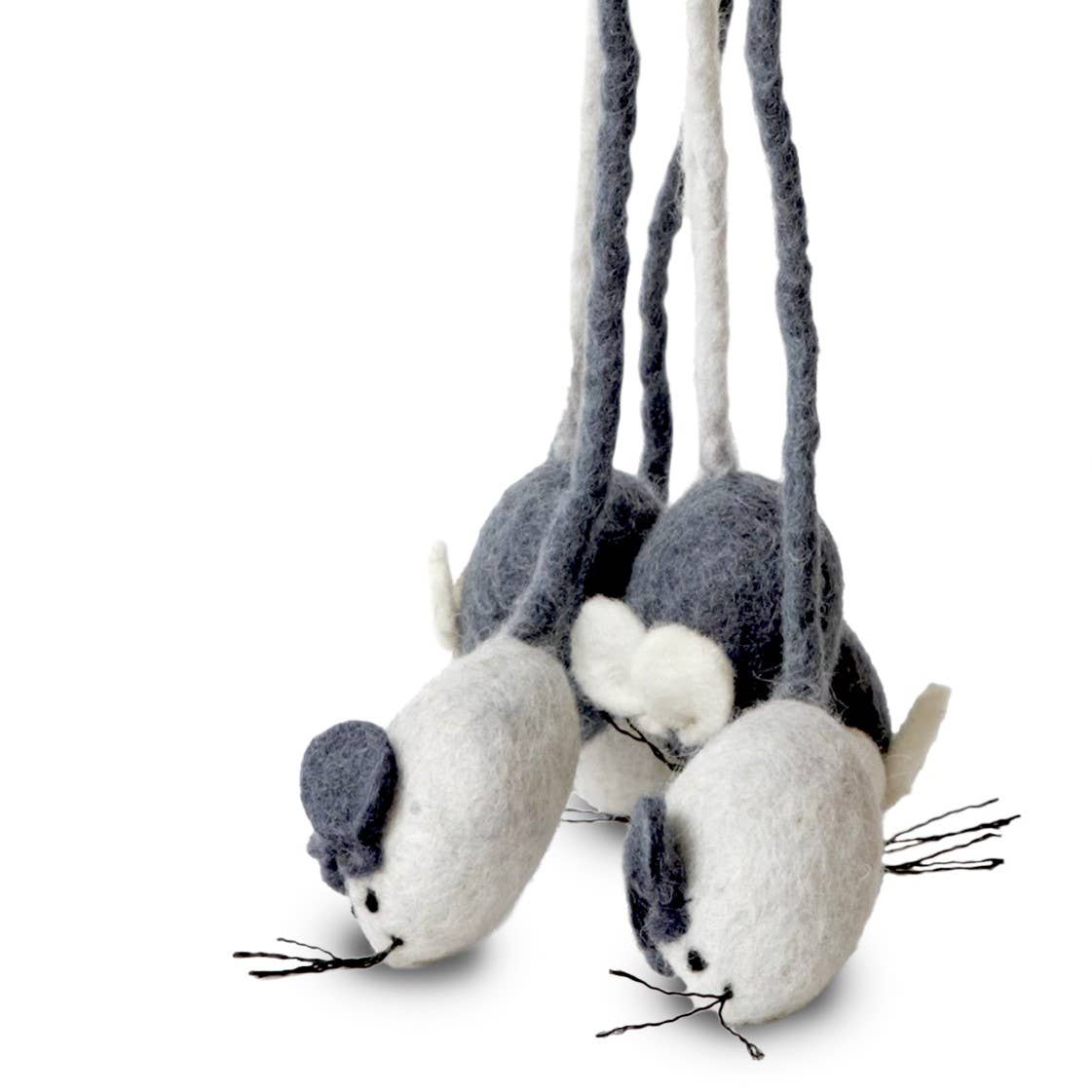 Teaser Cat Toy, Assorted Critters: Fish