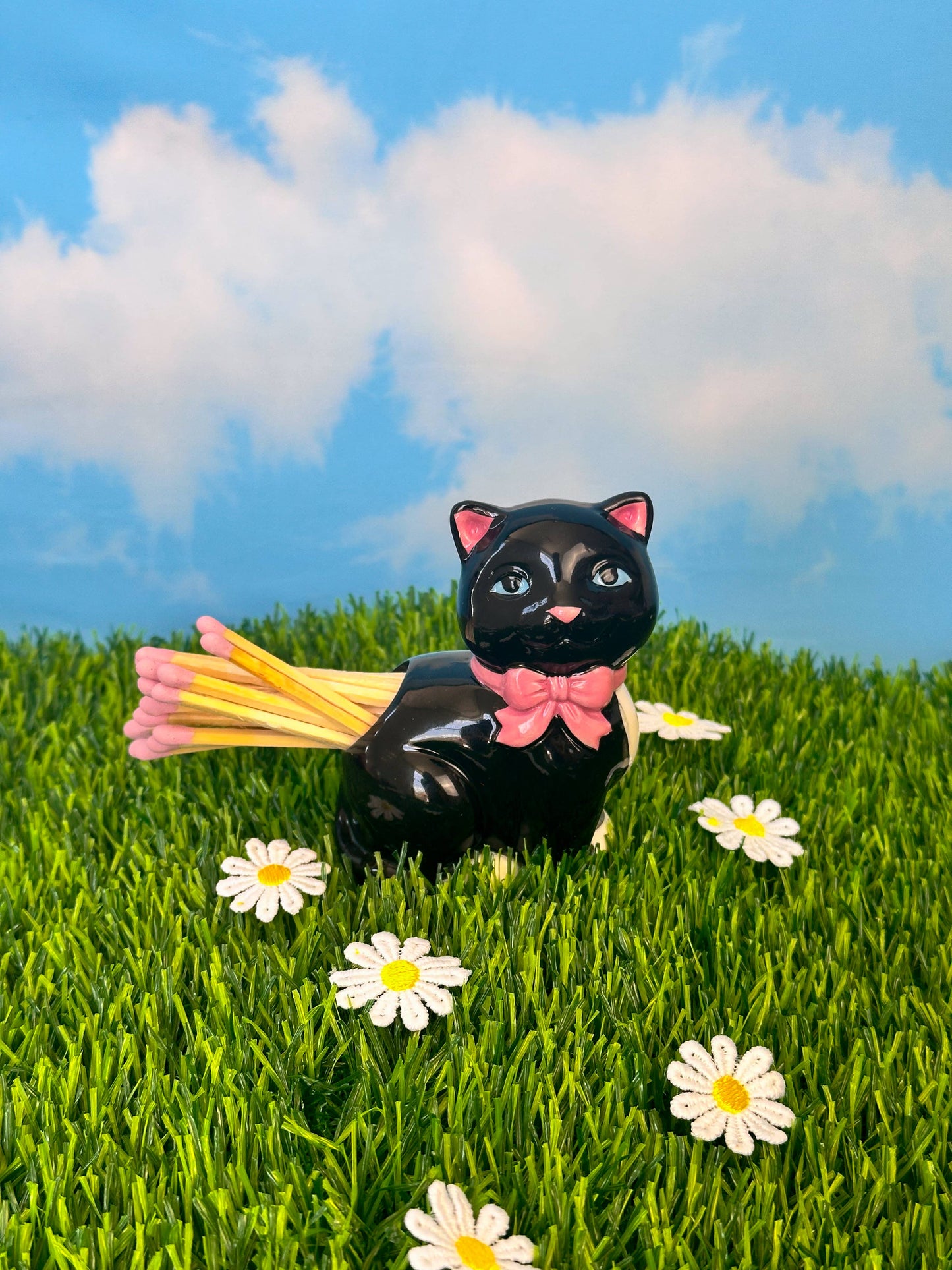 Kitty Match Striker- Tuxedo