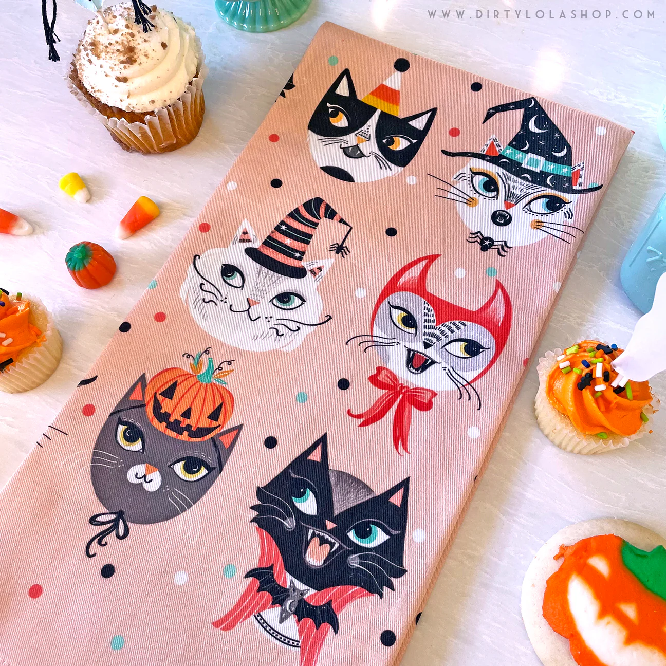 SPOOKY KITTIES - CAT TEA TOWEL