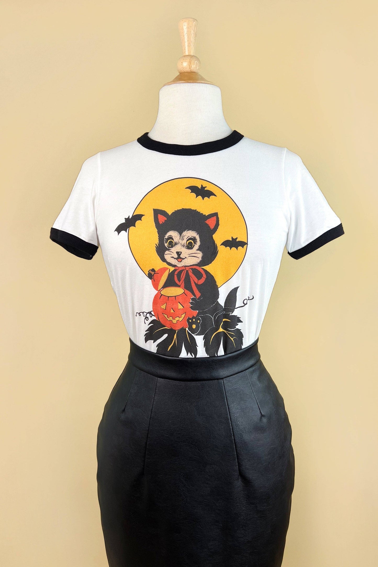 [Unisex]Black Cat Night Ringer Tee in White/Black