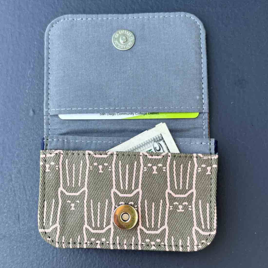 Cotton Canvas Cardholders - Cat Prints - Small Wallet : Army Green