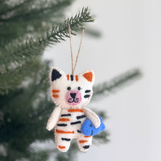 Flat Cat Holding Fish Ornament: Calico