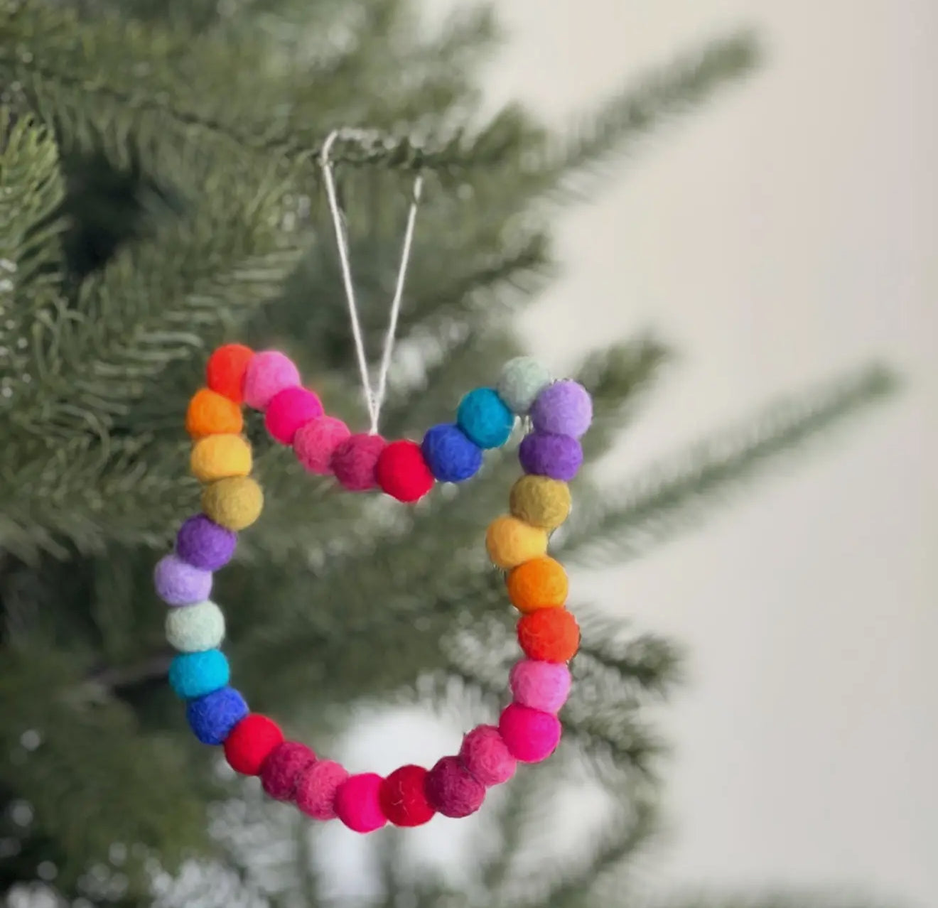 Felt Mini Pompom Love Wreath Ornament: Cat
