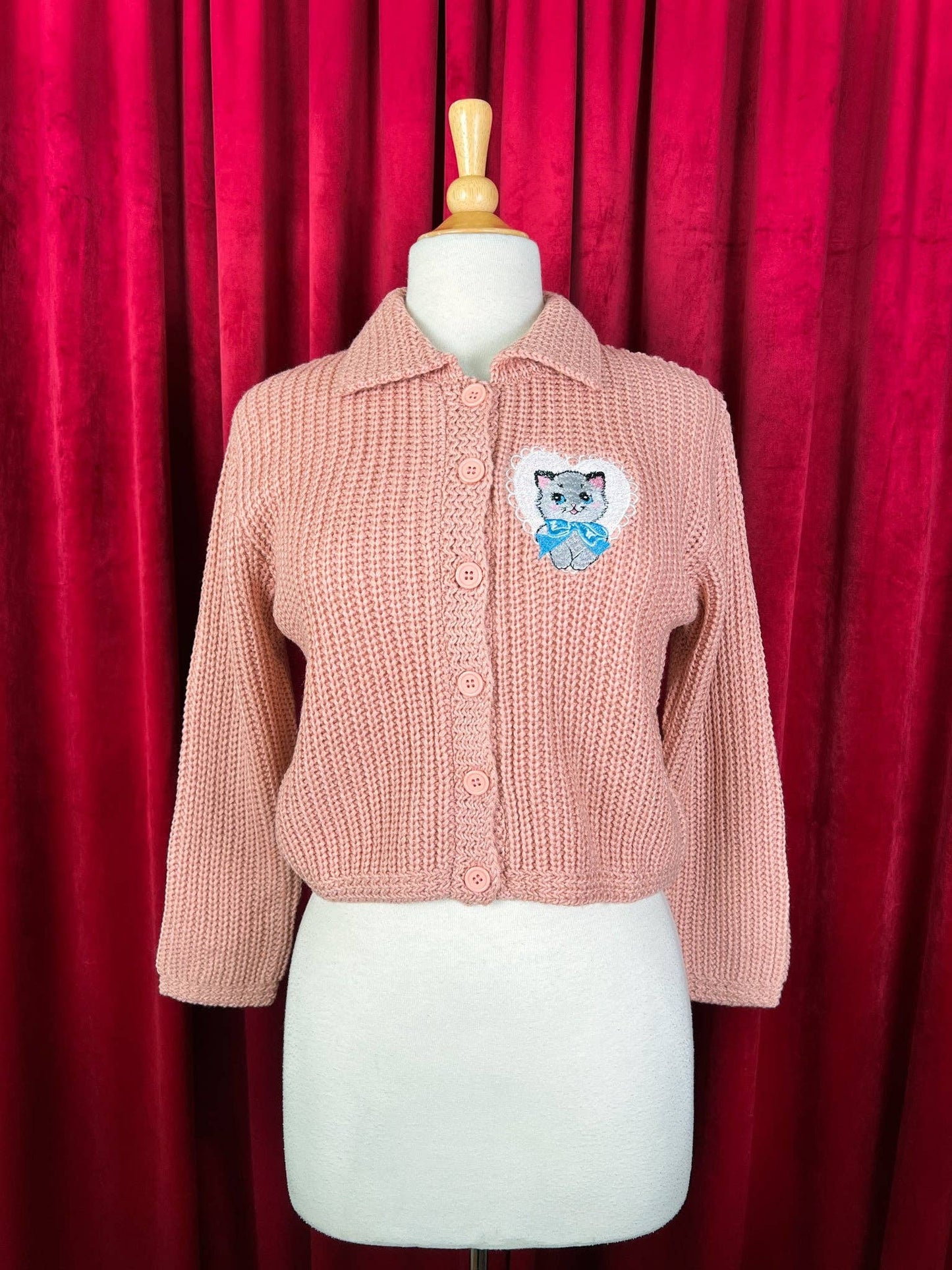 Dreamy Kitten Collared Cropped Sweater in Peach