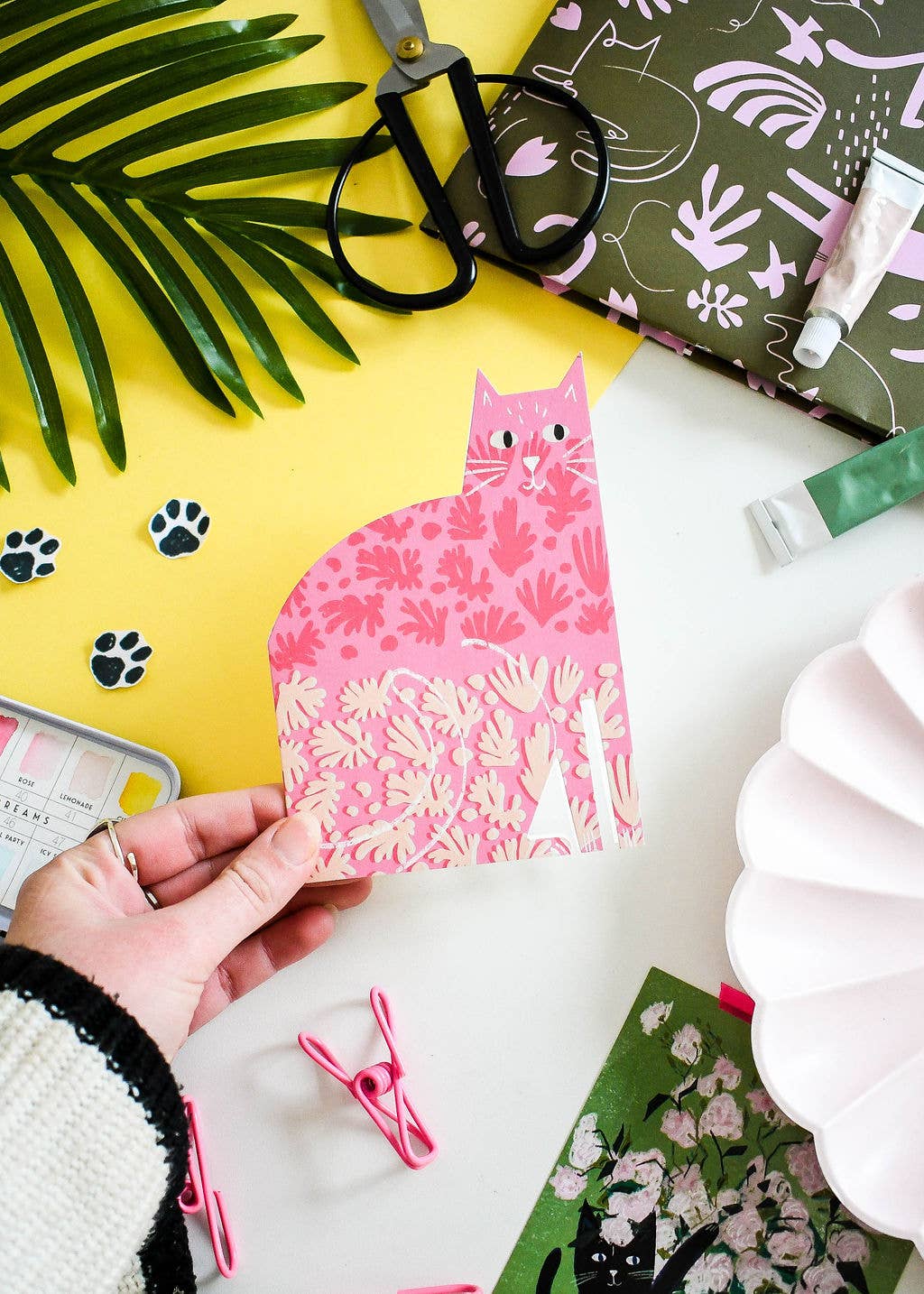 Catisse Shape Die Cut Card-BLANK INSIDE