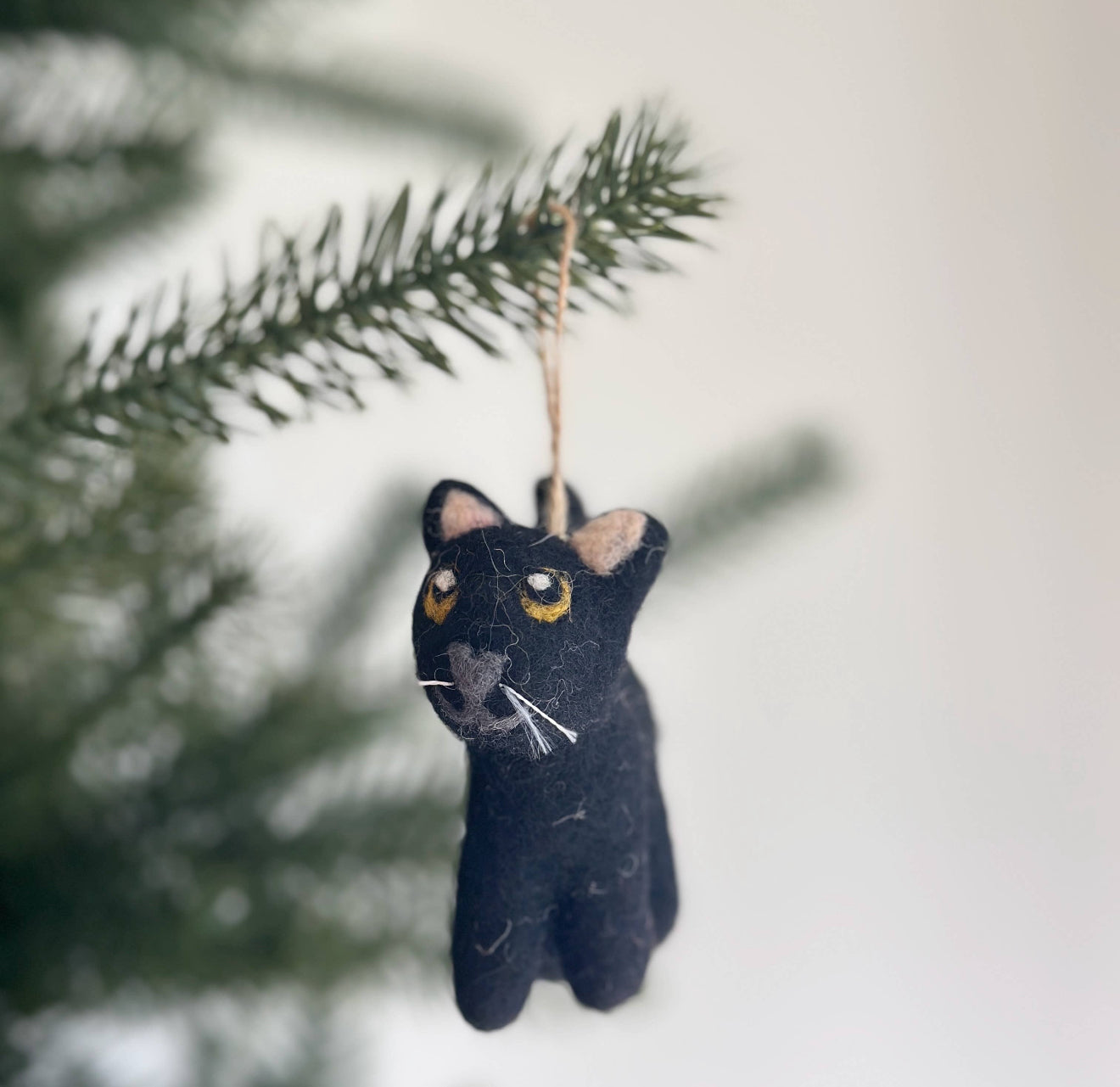 Felt Cat Ornament: Black