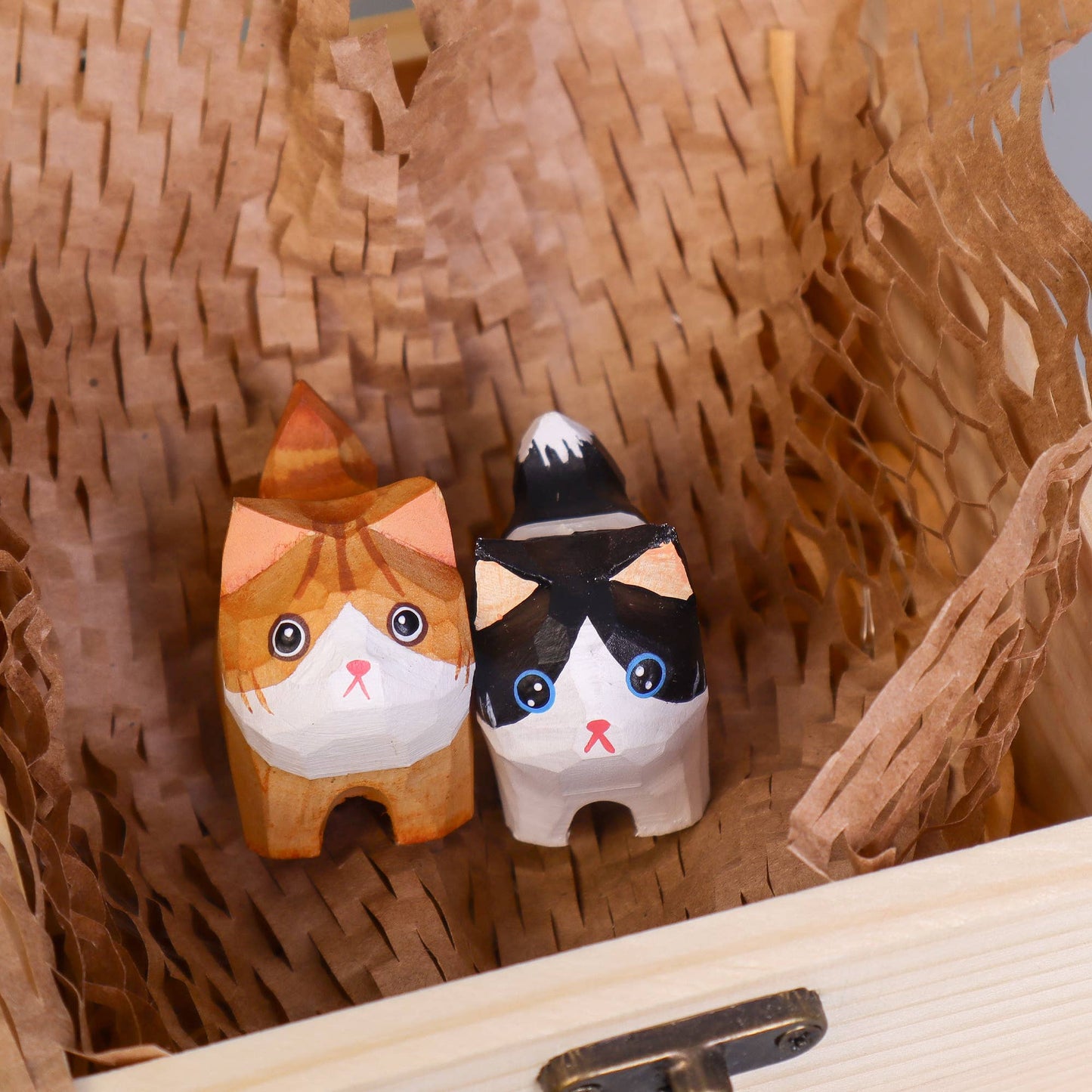 Hand-Carved Cat Painting Kit – Two Cats, Create a Keychain