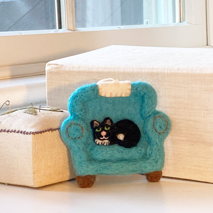 Cuddle Kitty Ornament