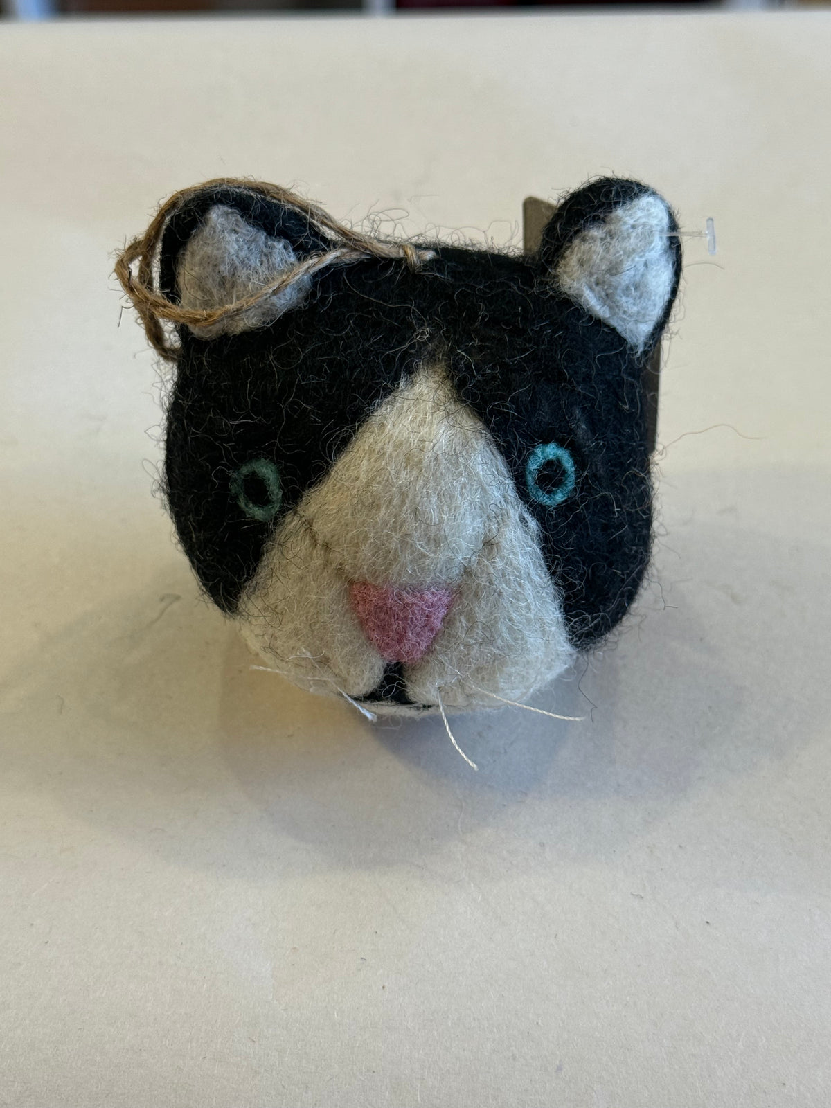 Ornament - Cat Head - 1 Ornament