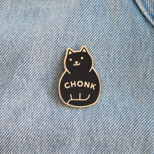 Chonk Pin: Black / Gold