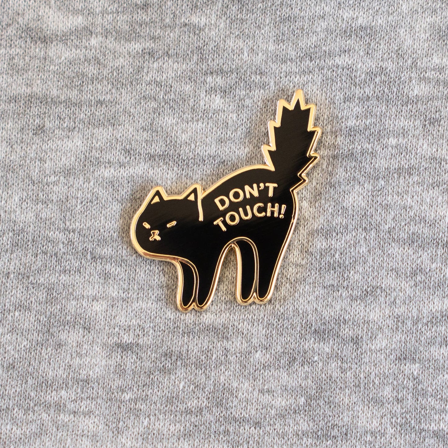 Don't Touch Pin: Gold/black